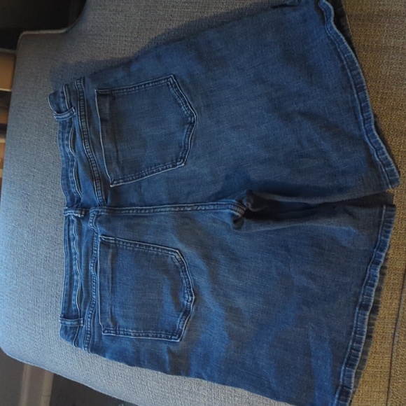 Simply Vera Vera Wang jean shorts - Picture 2 of 4
